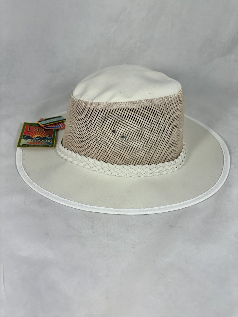 Dorfman Pacific Mesh Sidewall Wide Brim UPF50+ Hat - WHT